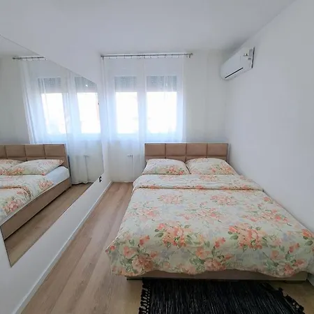 Gea 7 Sa Parking Mestom Apartmán