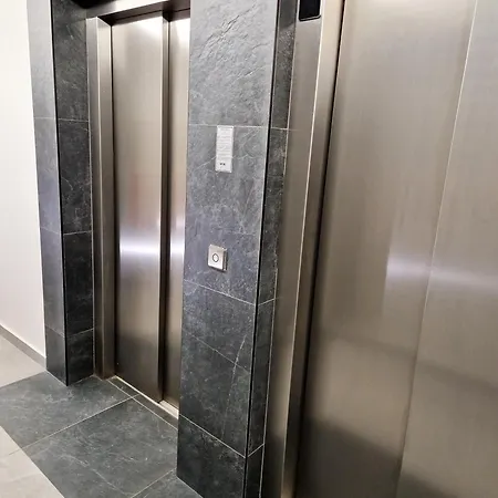 Apartment Gea 7 Sa Parking Mestom Novi Sad