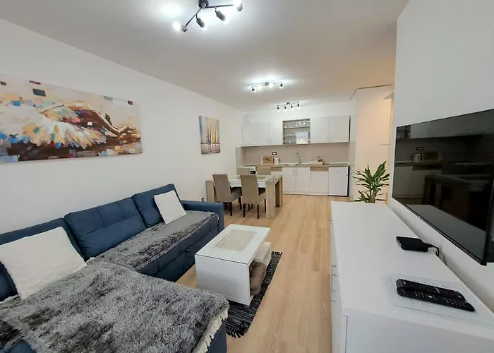 Gea 7 Sa Parking Mestom *