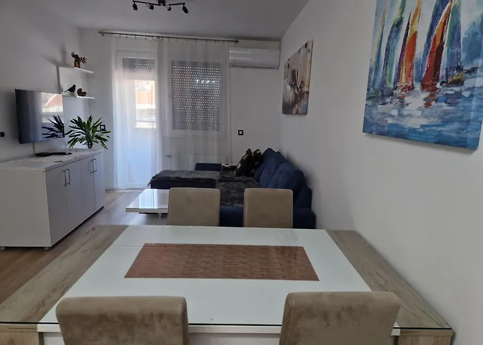 Gea 7 Sa Parking Mestom 아파트 노비사드